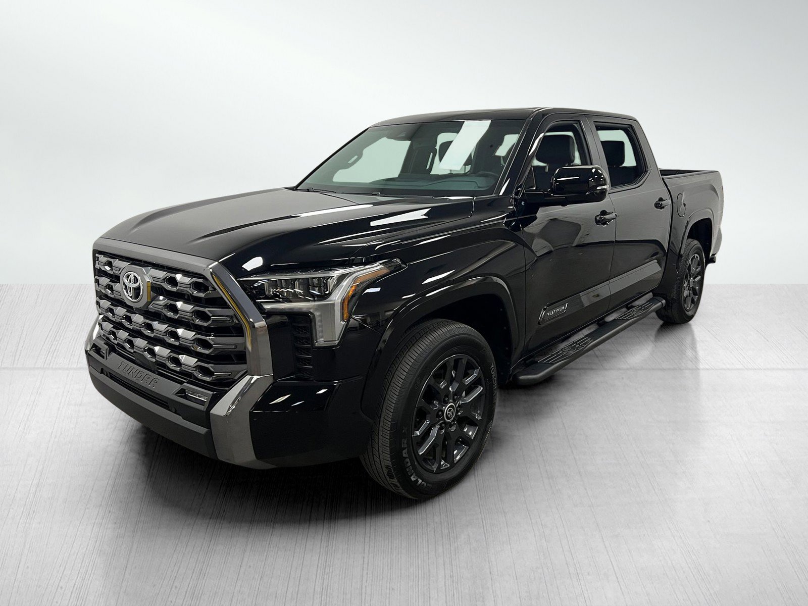Used 2024 Toyota Tundra Platinum image 2