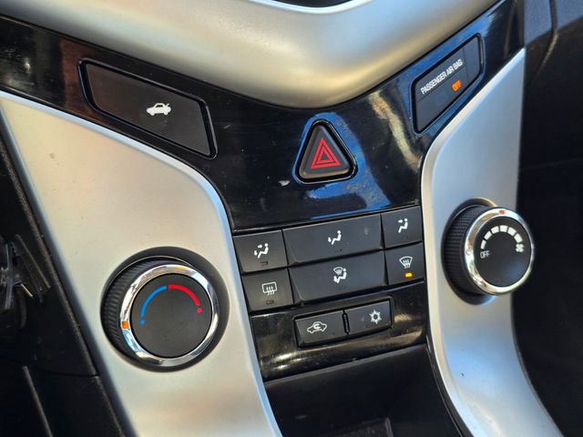 Used 2016 Chevrolet Cruze LS image 28