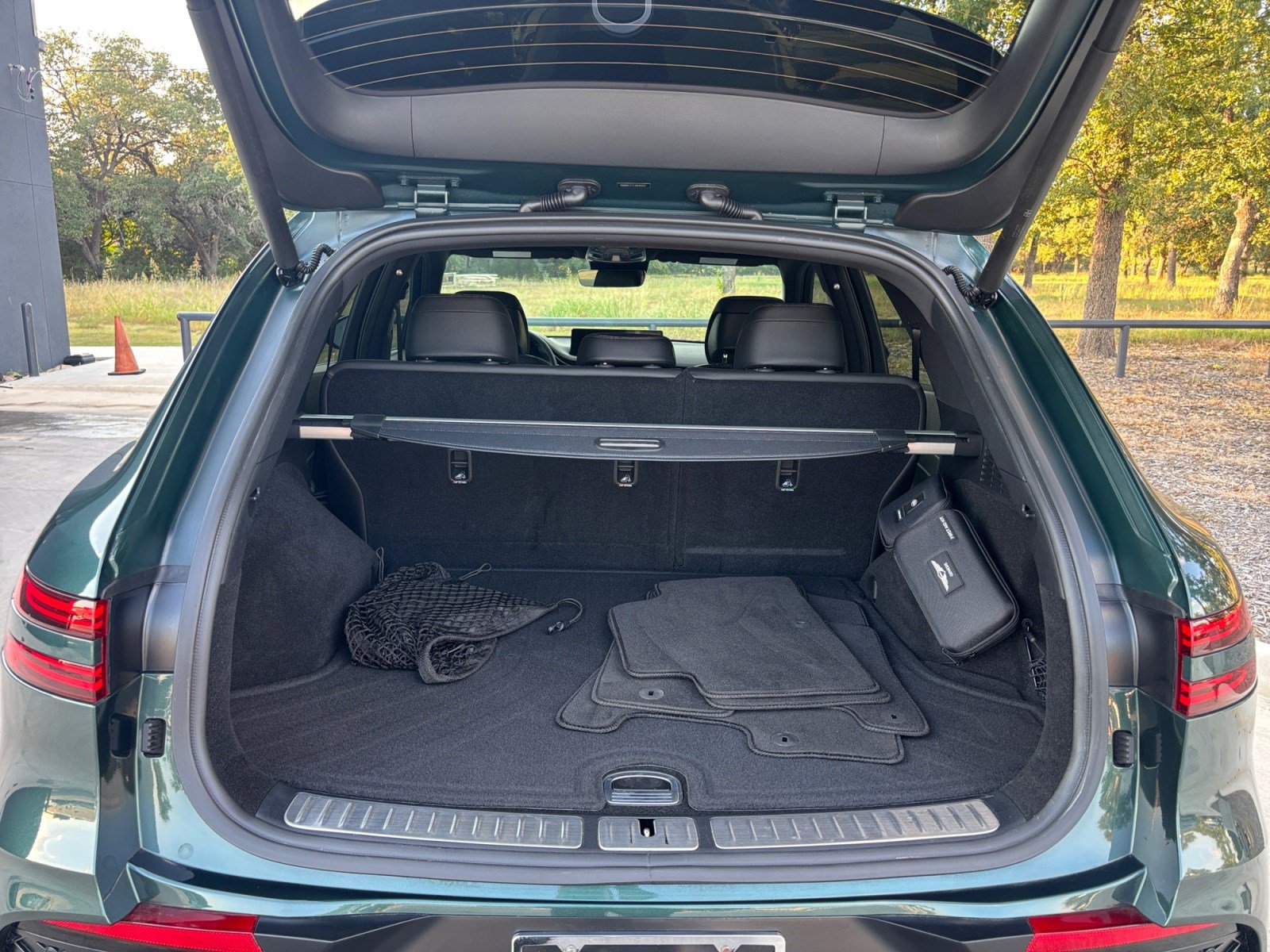 Used 2024 Genesis GV70 3.5T Sport image 16