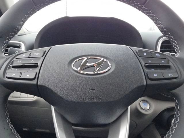New 2026 Hyundai Venue SEL FWD image 11