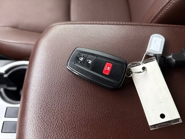 Used 2022 Toyota 4Runner Limited image 12