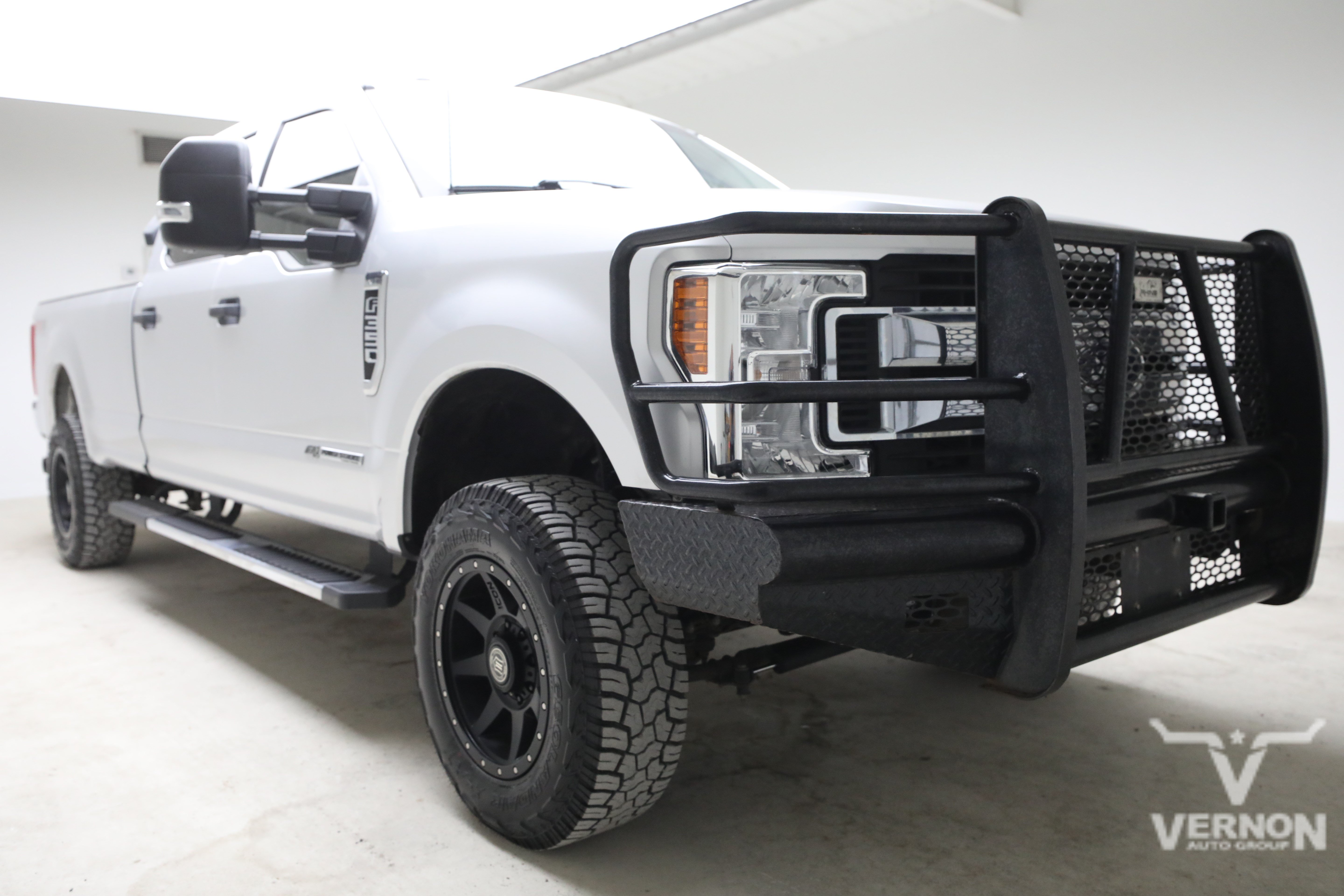 Used 2017 Ford F350 XLT w/ XLT Value Package AWD/4WD image 7