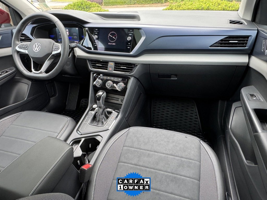Used 2023 Volkswagen Taos SE w/ Panoramic Sunroof Package image 19