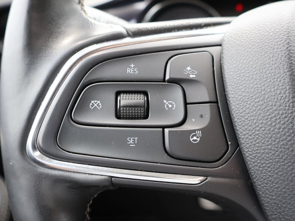 Used 2023 Buick Encore GX Essence w/ Advanced Technology Package AWD/4WD image 27