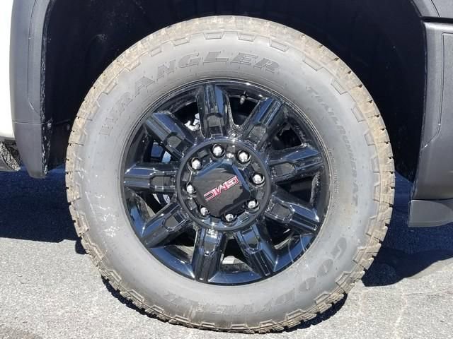 New 2026 GMC Sierra 2500 AT4 w/ AT4 Premium Plus Package image 15