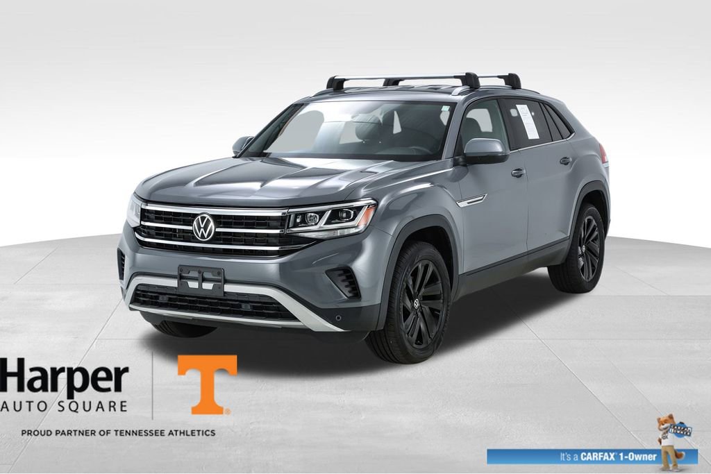 Used 2022 Volkswagen Atlas Cross Sport SE w/ Black Wheel Package