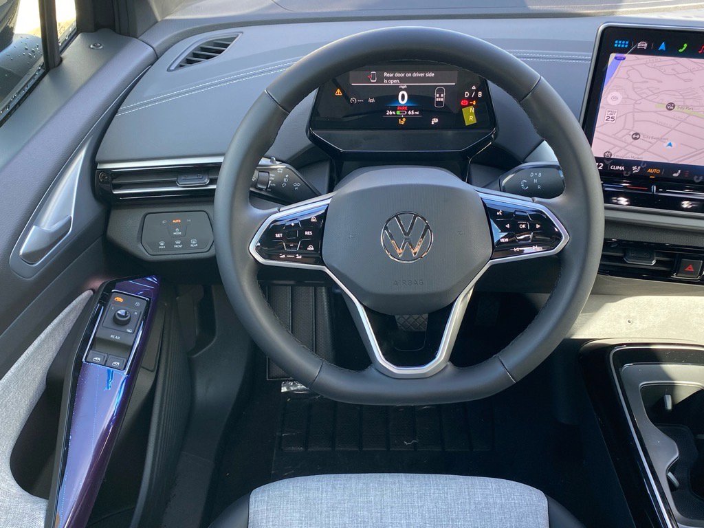 New 2025 Volkswagen ID.4 Pro image 5