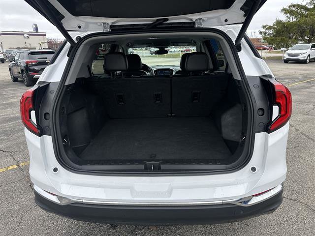 Used 2021 GMC Terrain SLT image 18
