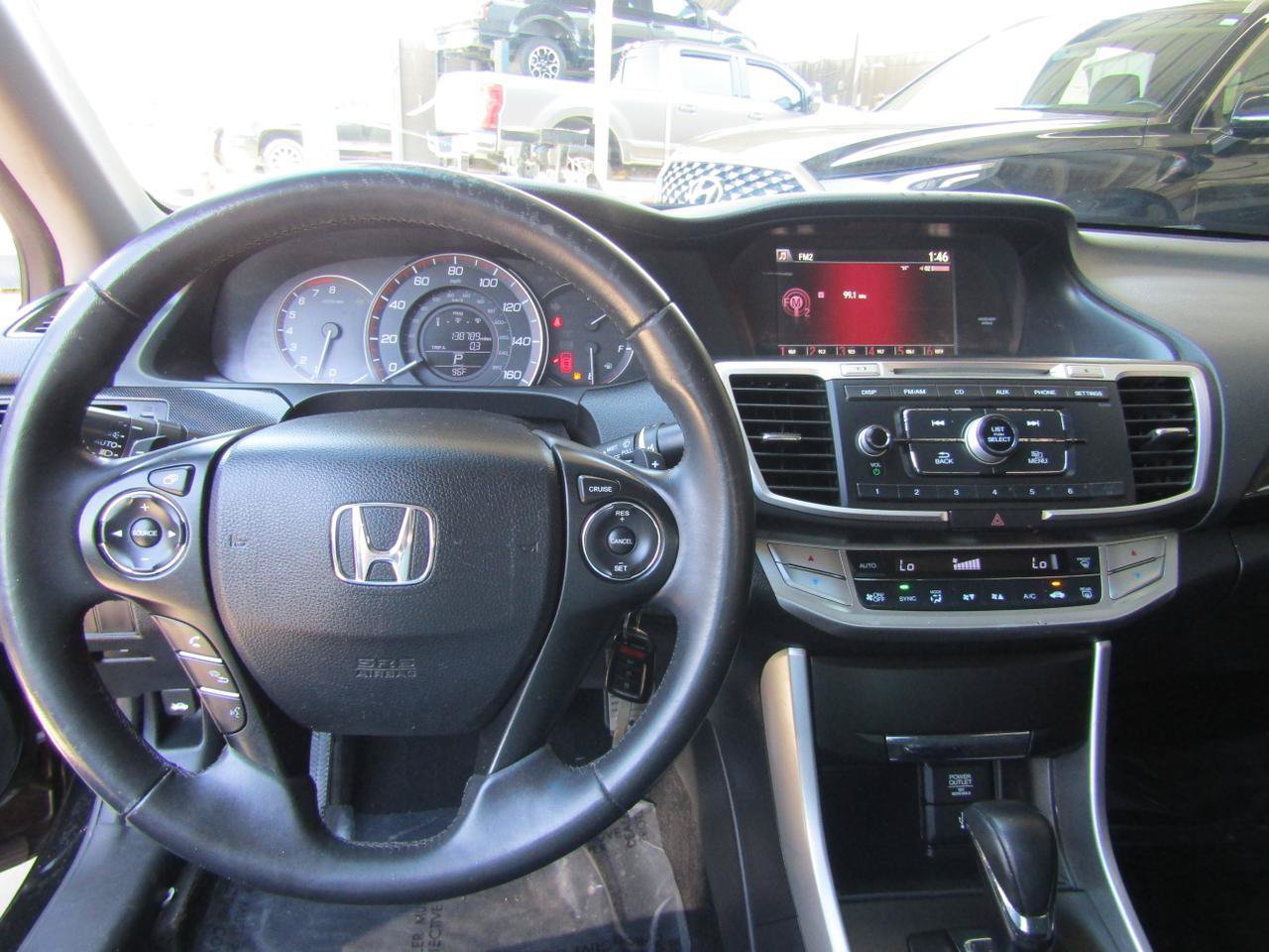 Used 2015 Honda Accord Sport image 15