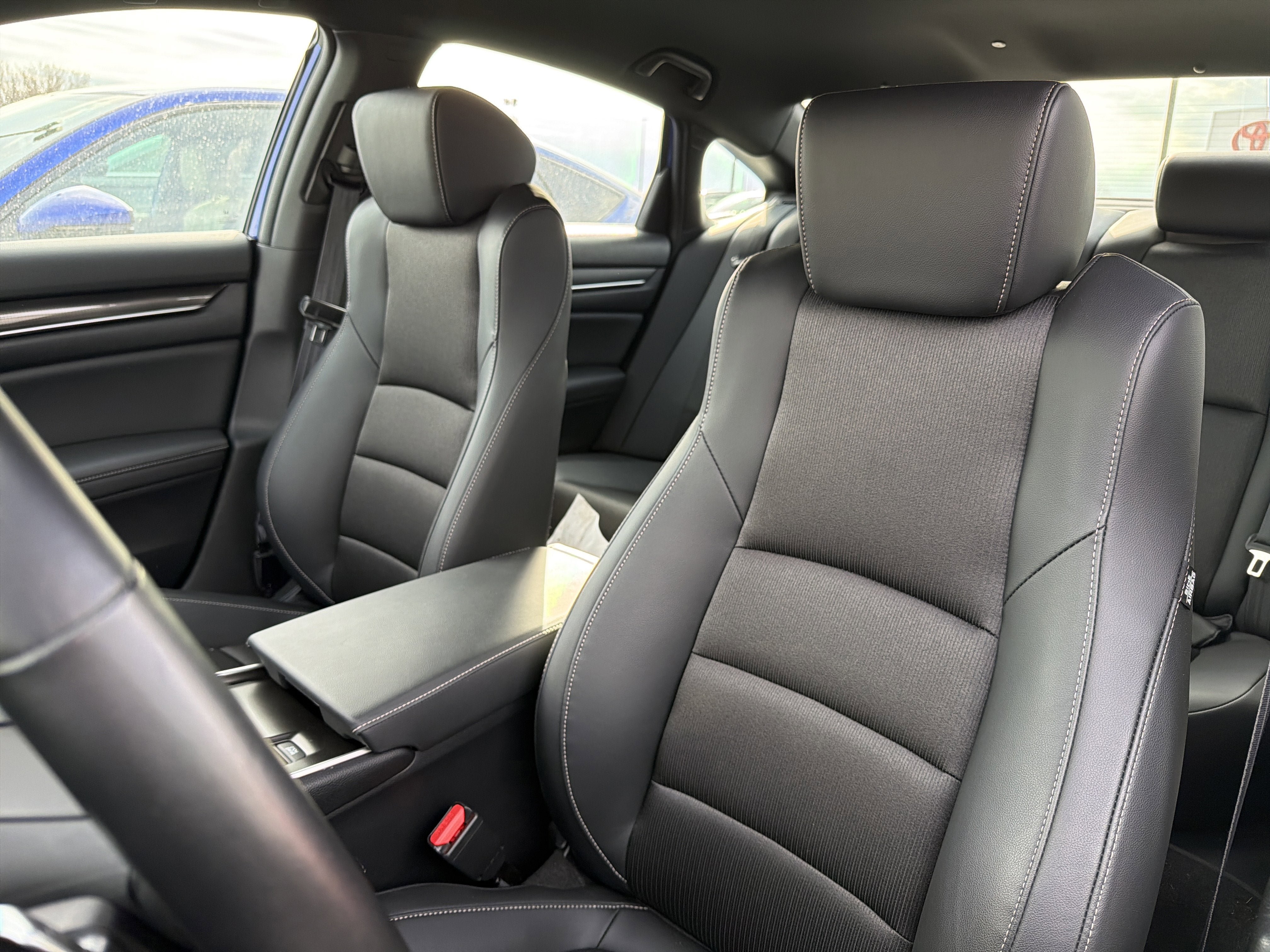 Used 2022 Honda Accord Sport image 9
