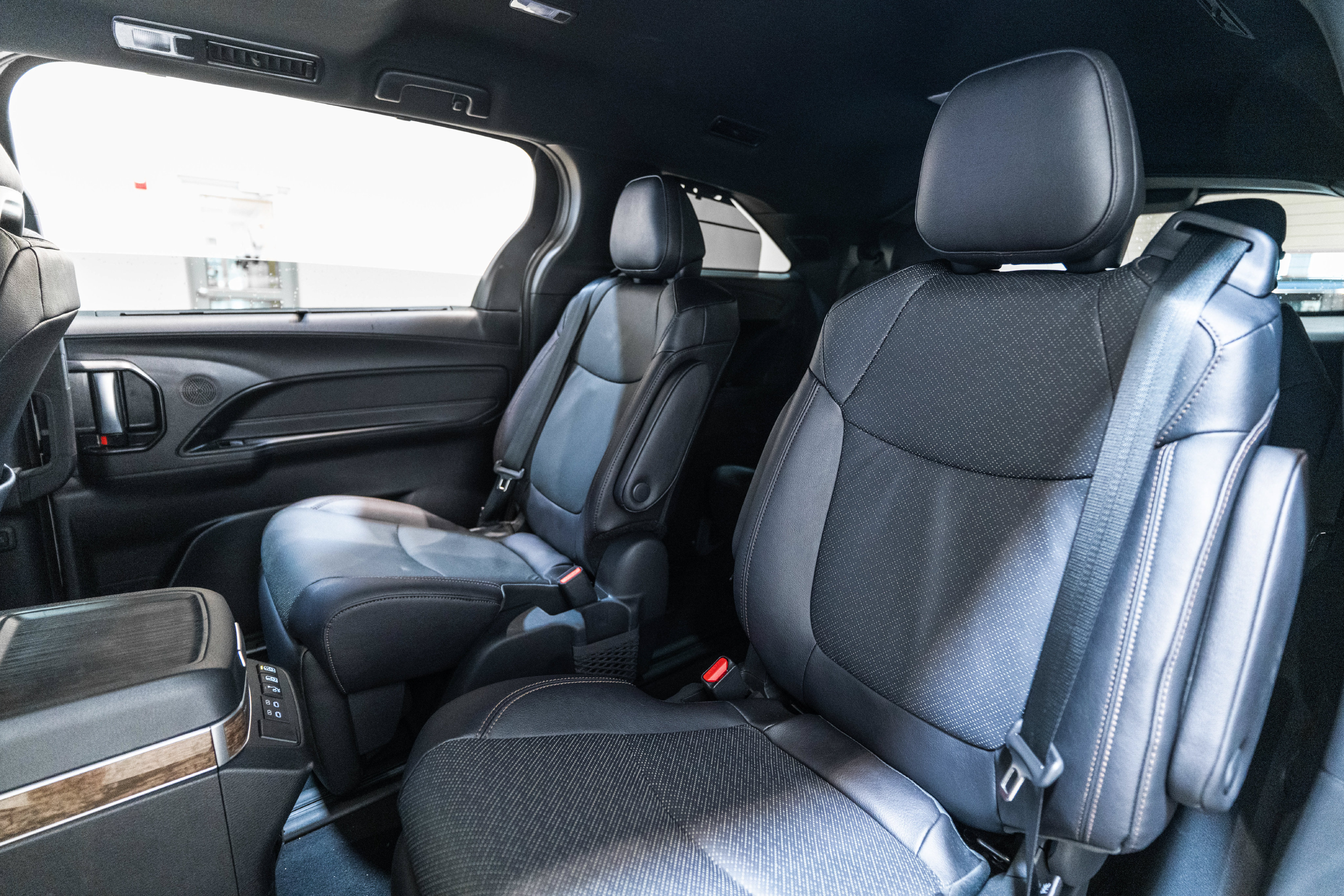 Certified 2026 Toyota Sienna Platinum AWD/4WD image 34