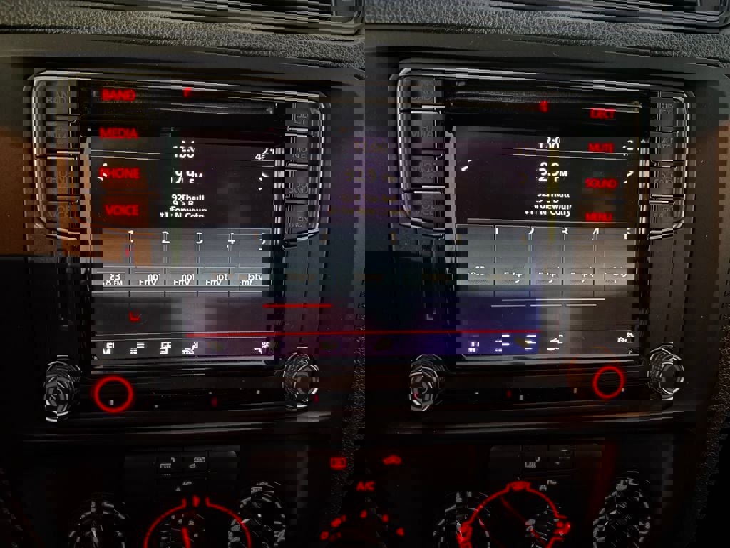 Used 2016 Volkswagen Jetta S image 5