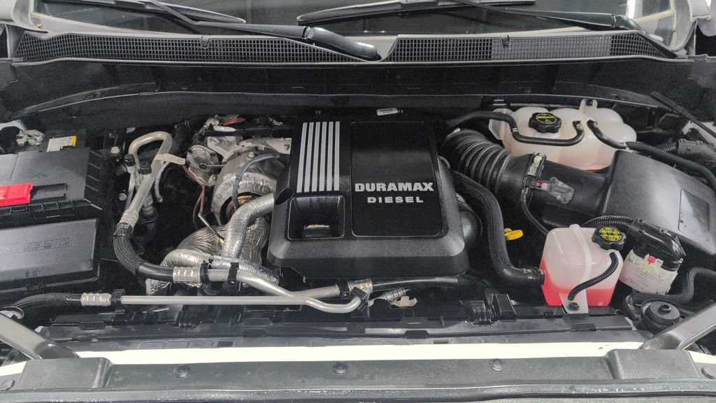 Used 2025 Chevrolet Silverado 1500 RST AWD/4WD image 25