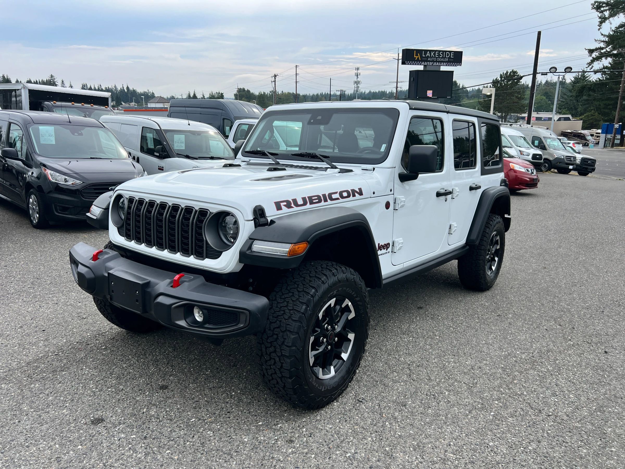 Used 2025 Jeep Wrangler Unlimited Rubicon image 1