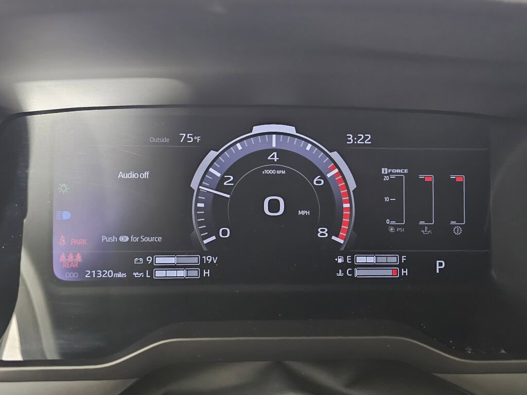 Used 2024 Toyota Tundra Platinum AWD/4WD image 26