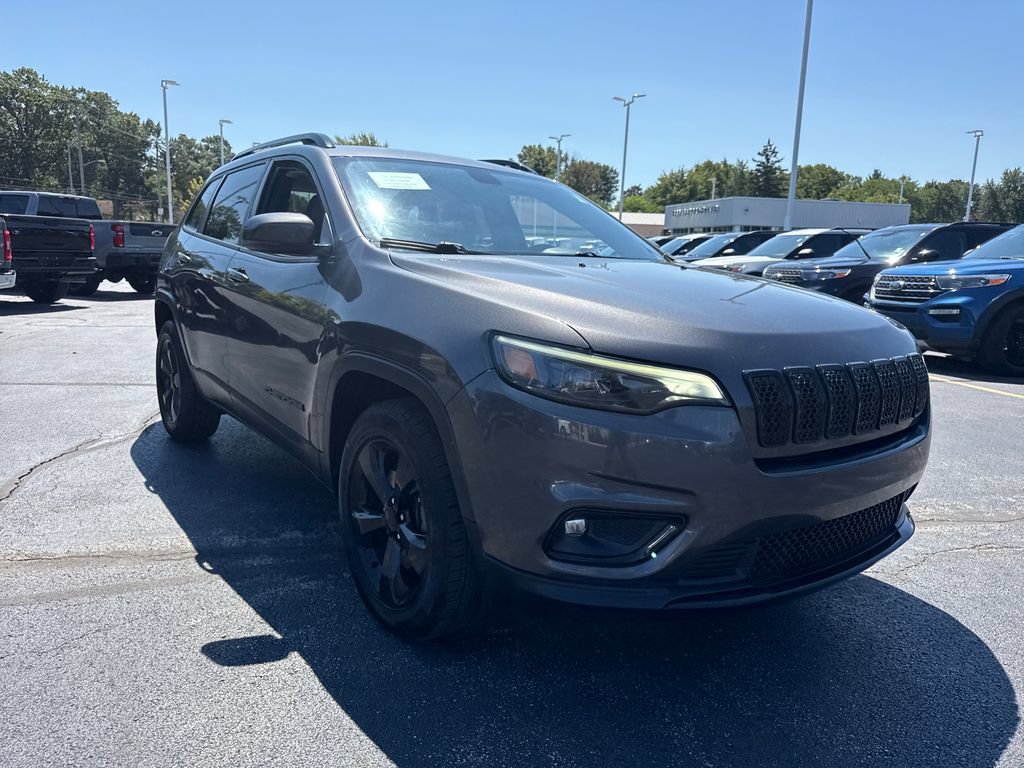 Used 2020 Jeep Cherokee Latitude Plus AWD/4WD image 4