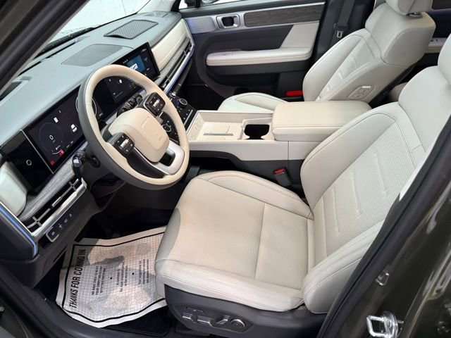 Certified 2025 Hyundai Santa Fe Calligraphy image 19