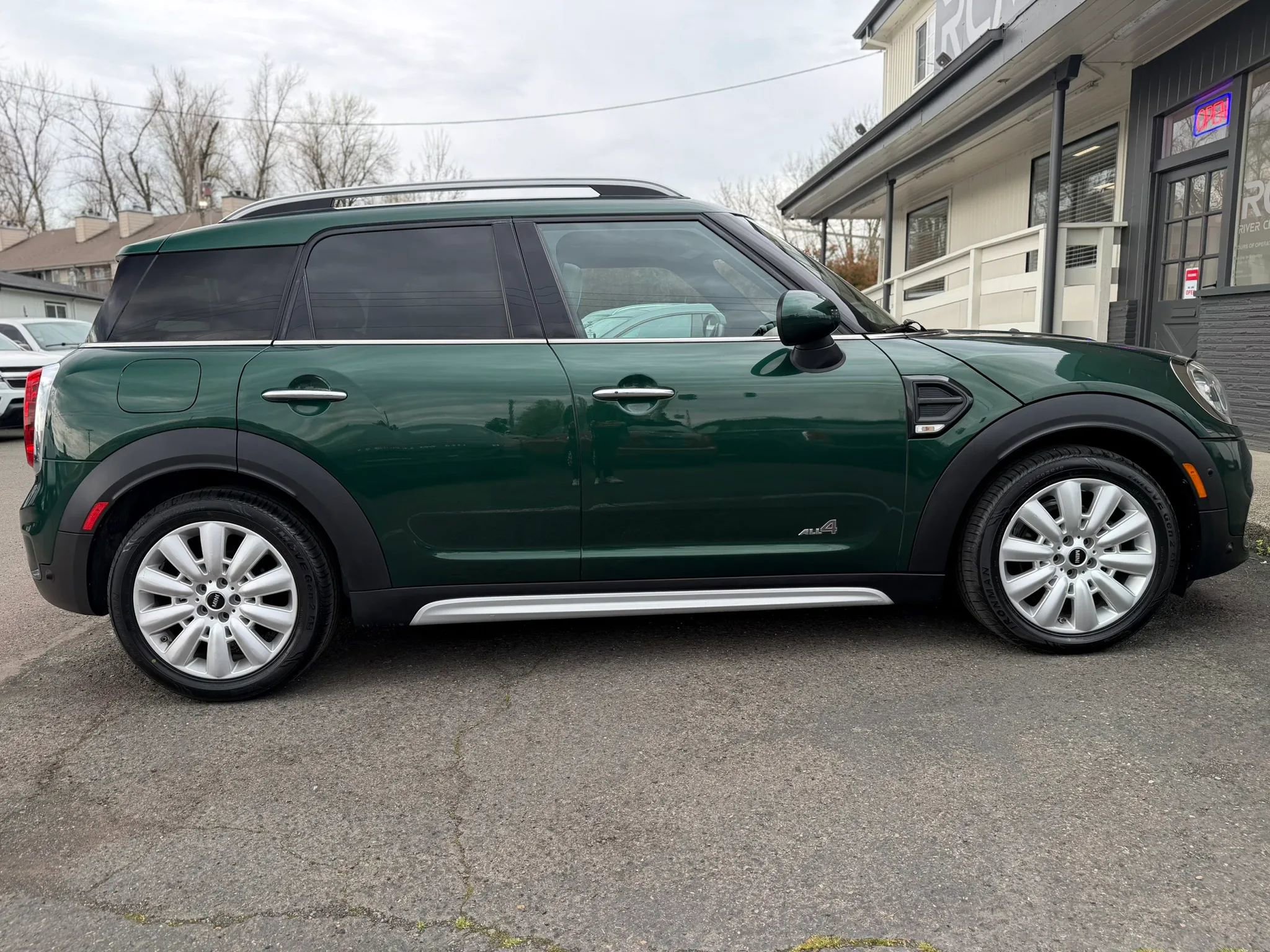 Used 2017 MINI Cooper Countryman ALL4 image 8