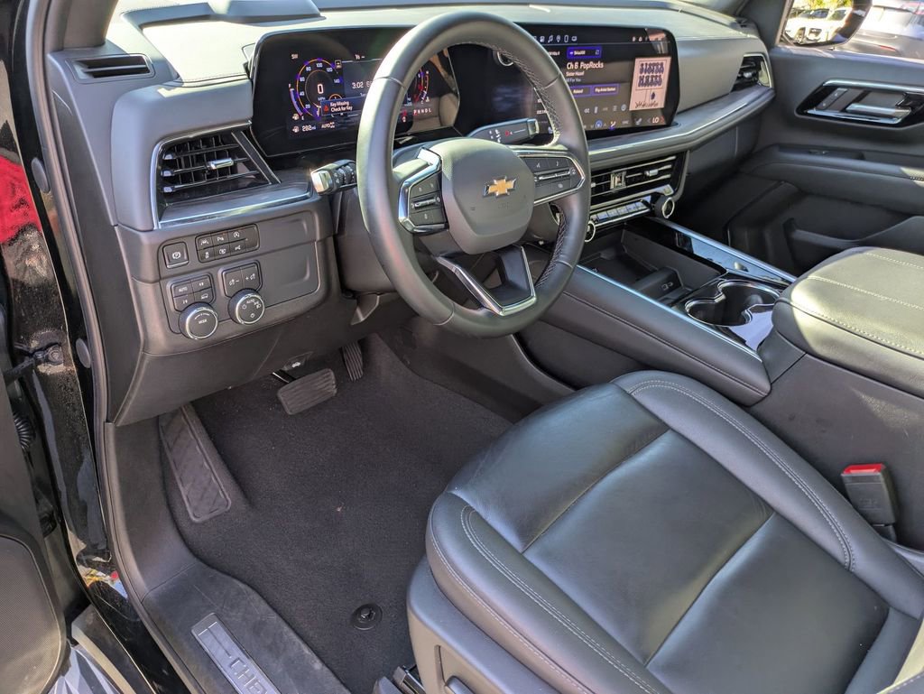 Used 2025 Chevrolet Tahoe LT AWD/4WD image 18