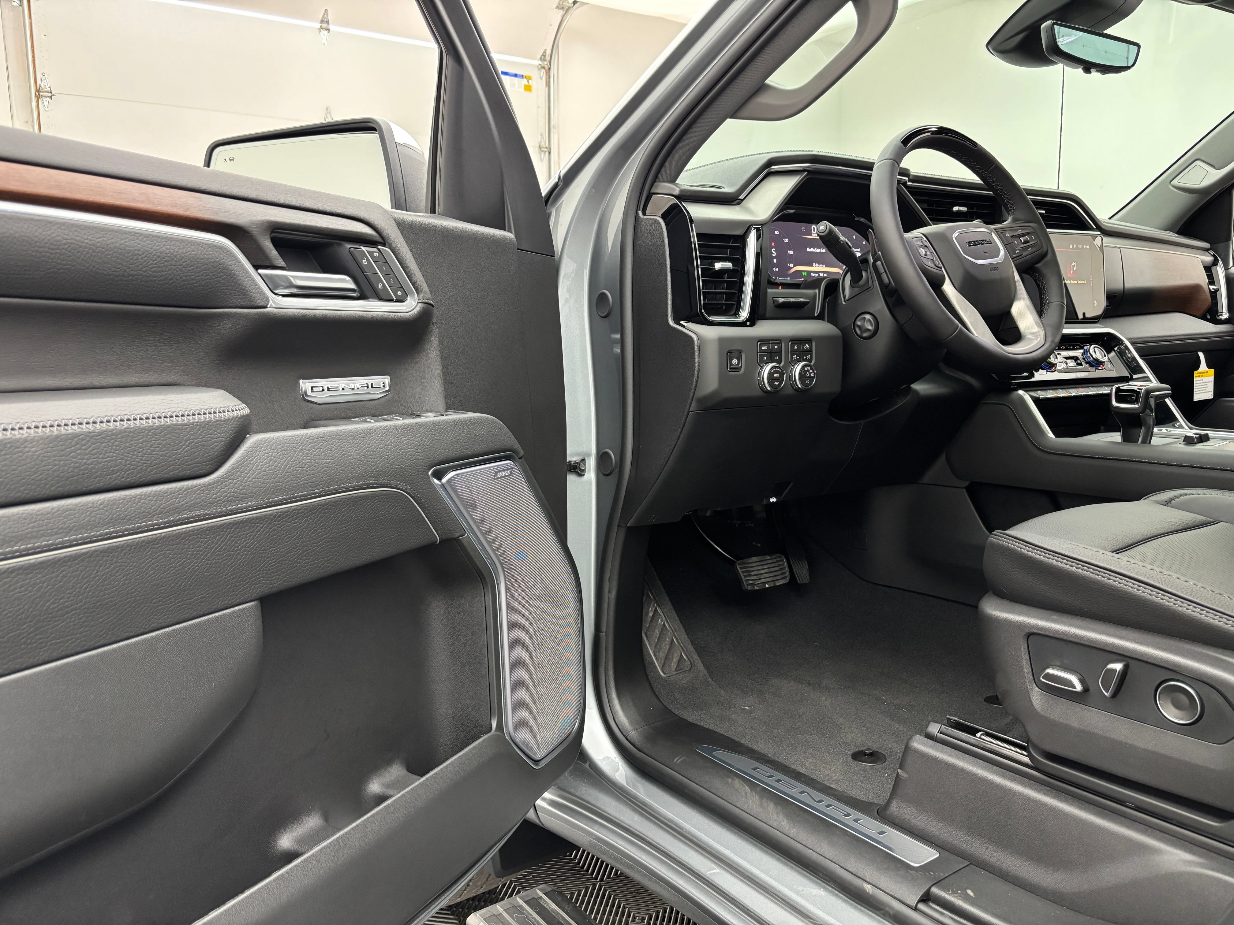 New 2026 GMC Sierra 1500 Denali AWD/4WD image 18