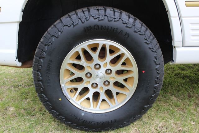 Used 1993 Jeep Grand Cherokee Limited image 35