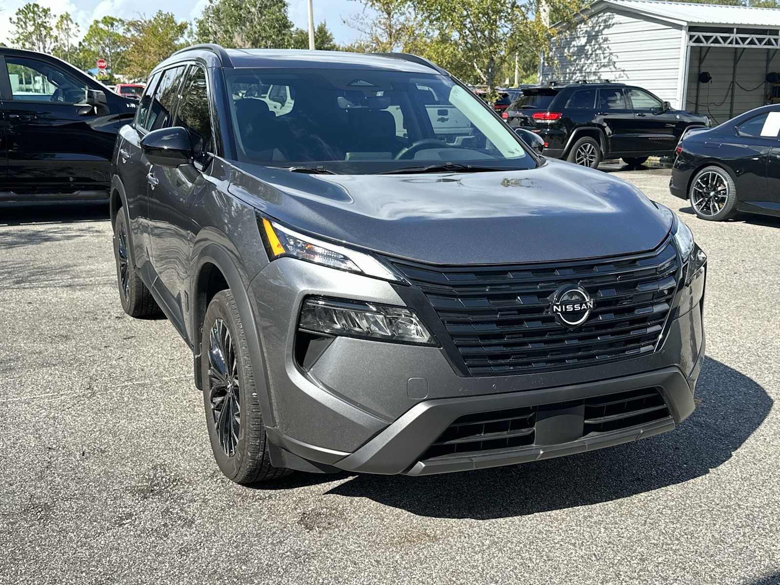 Used 2026 Nissan Rogue Dark Armor FWD image 8