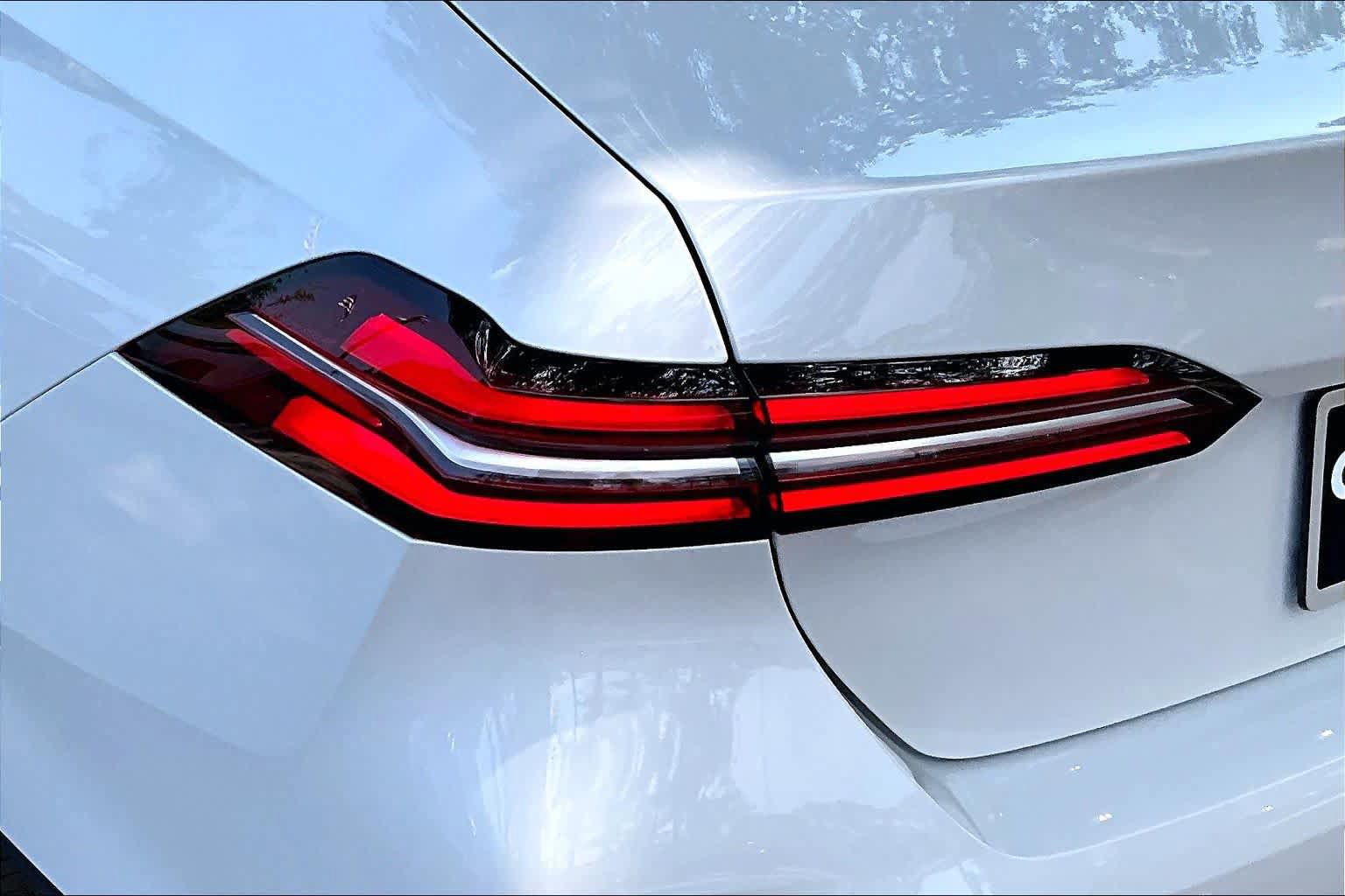 Certified 2026 BMW 530i RWD image 28