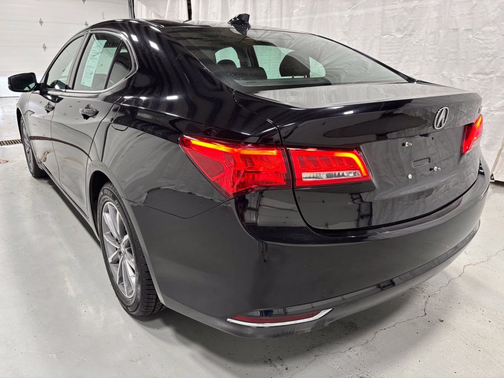 Used 2020 Acura TLX FWD image 5