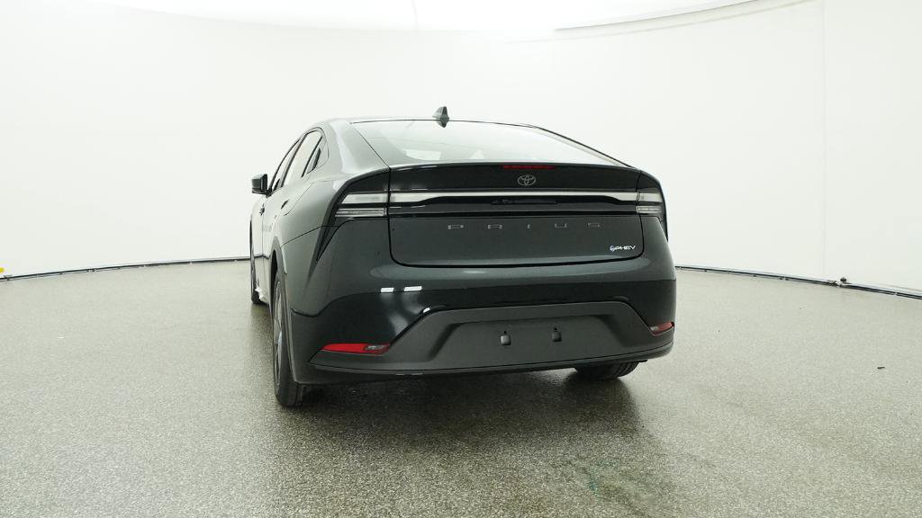 New 2026 Toyota Prius Plug-In Hybrid FWD image 15