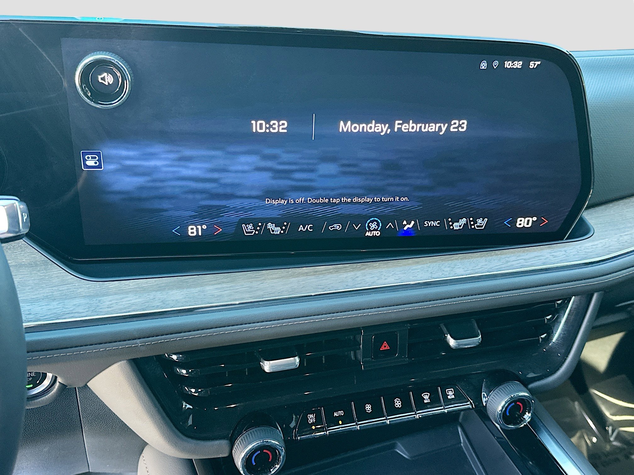 Used 2025 Chevrolet Tahoe High Country image 13