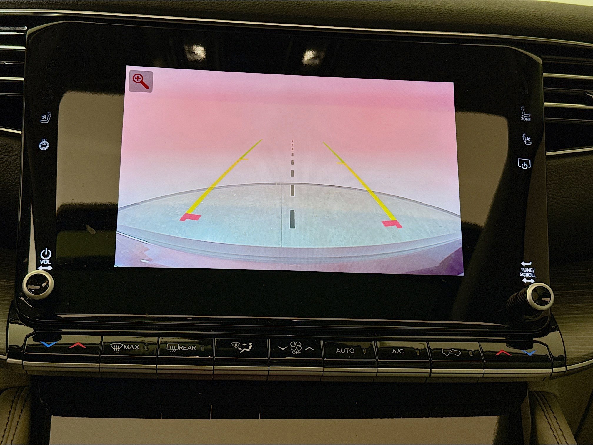 Used 2023 Jeep Wagoneer Series II w/ Premium Group I image 17