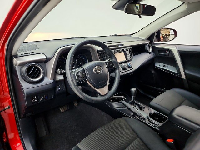 Used 2017 Toyota RAV4 LE w/ Carpet Mat Package AWD/4WD image 20