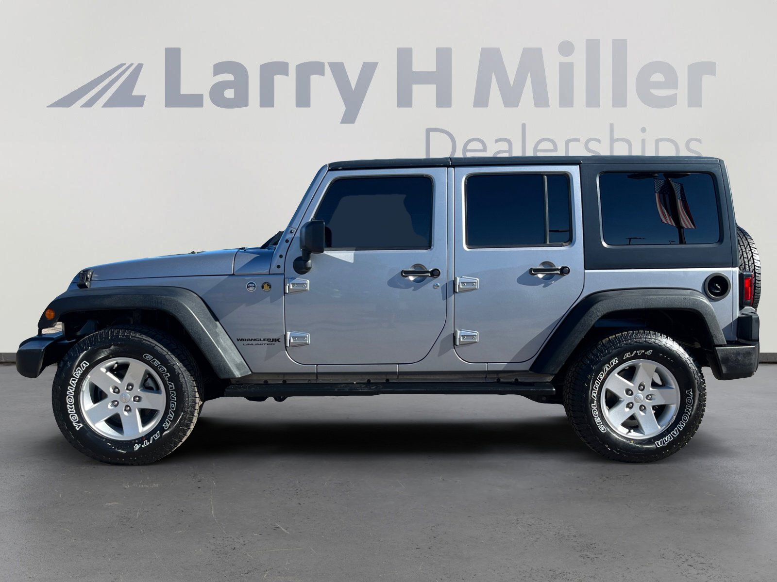 Used 2018 Jeep Wrangler Unlimited Sport S image 2