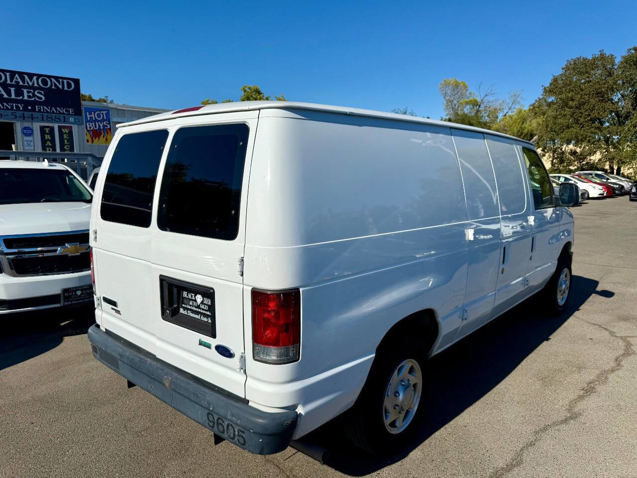 Used 2011 Ford E-150 and Econoline 150 w/ PWR Group image 4