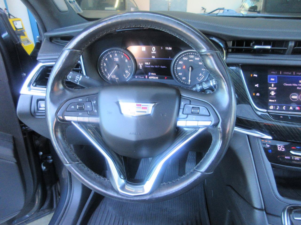 Used 2020 Cadillac XT6 Premium Luxury AWD/4WD image 49