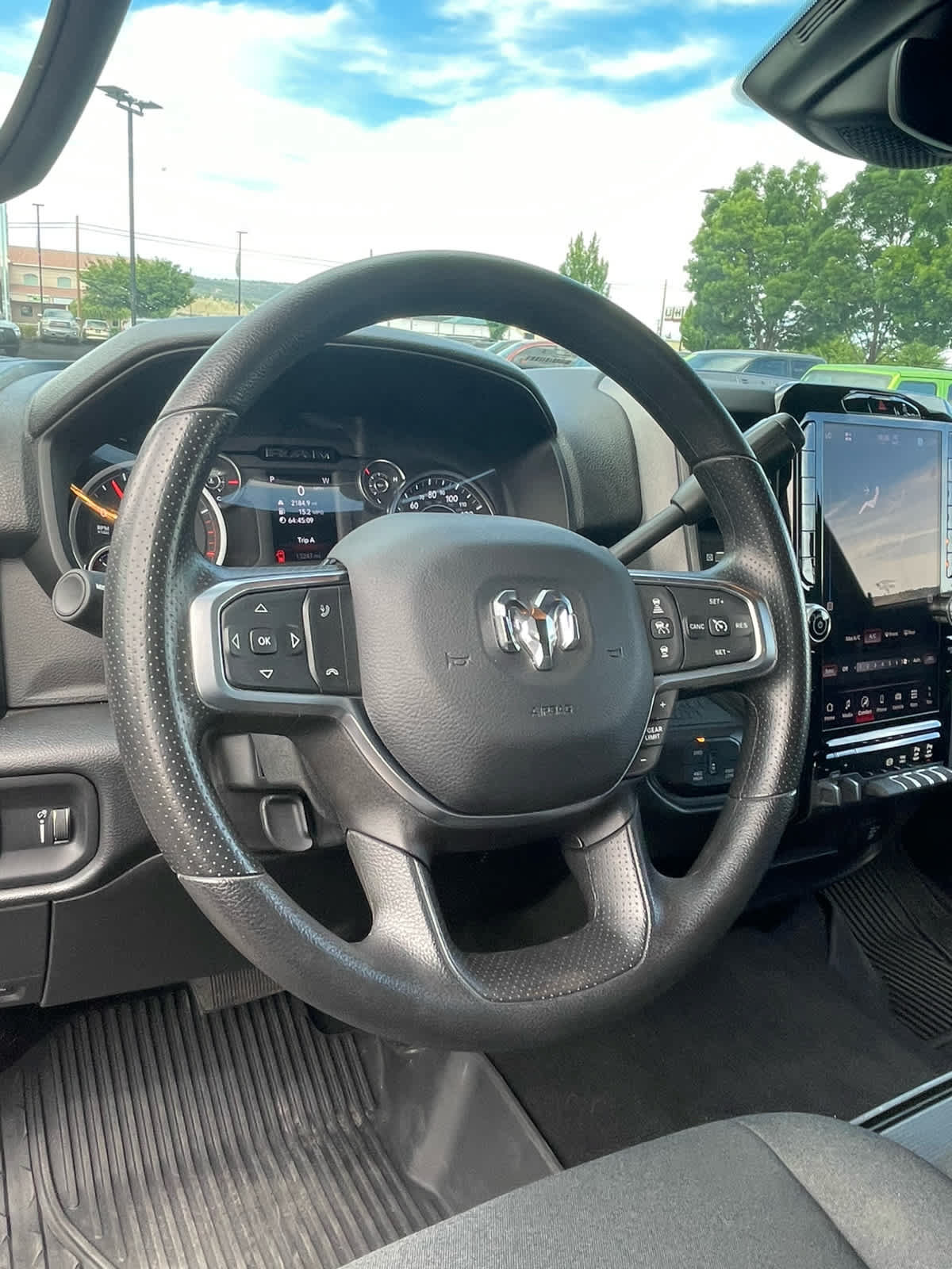 Used 2025 RAM 2500 Tradesman AWD/4WD image 23
