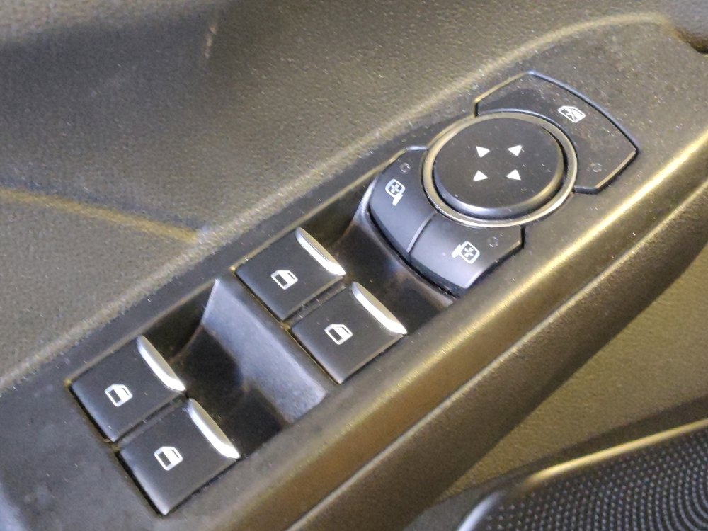 Used 2022 Ford Escape SE FWD image 27