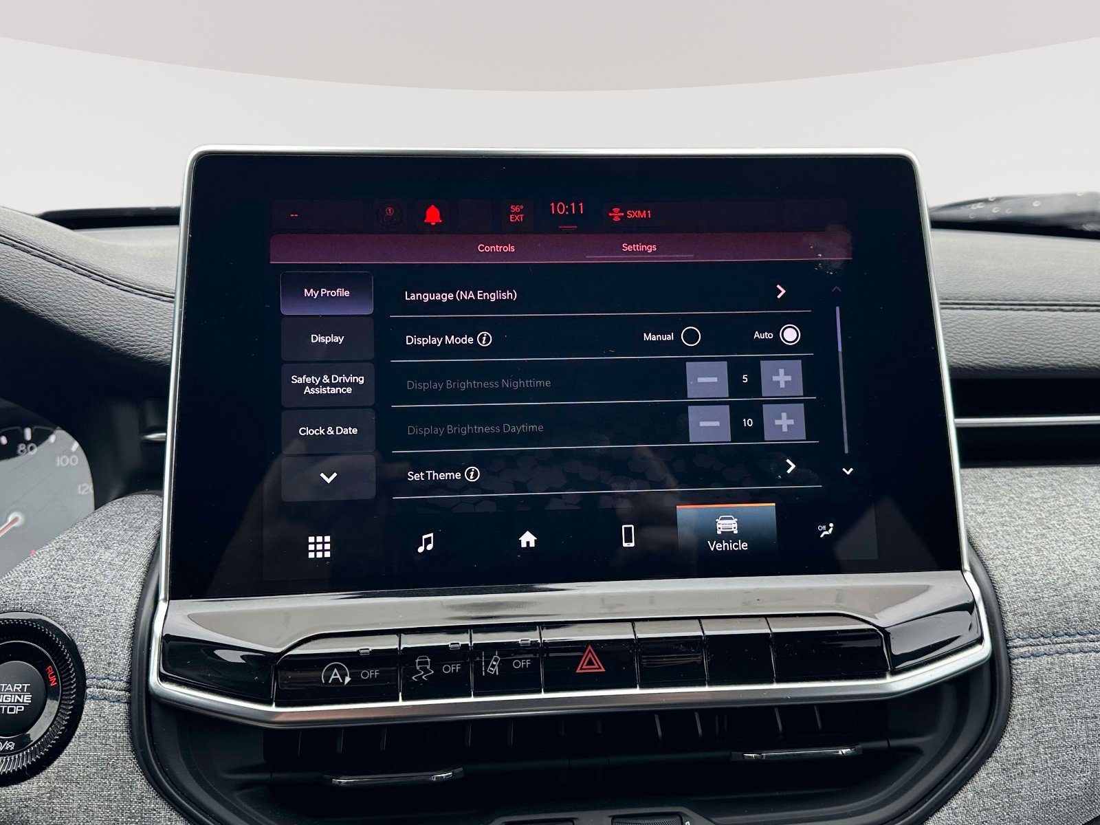 Used 2023 Jeep Compass Sport image 11