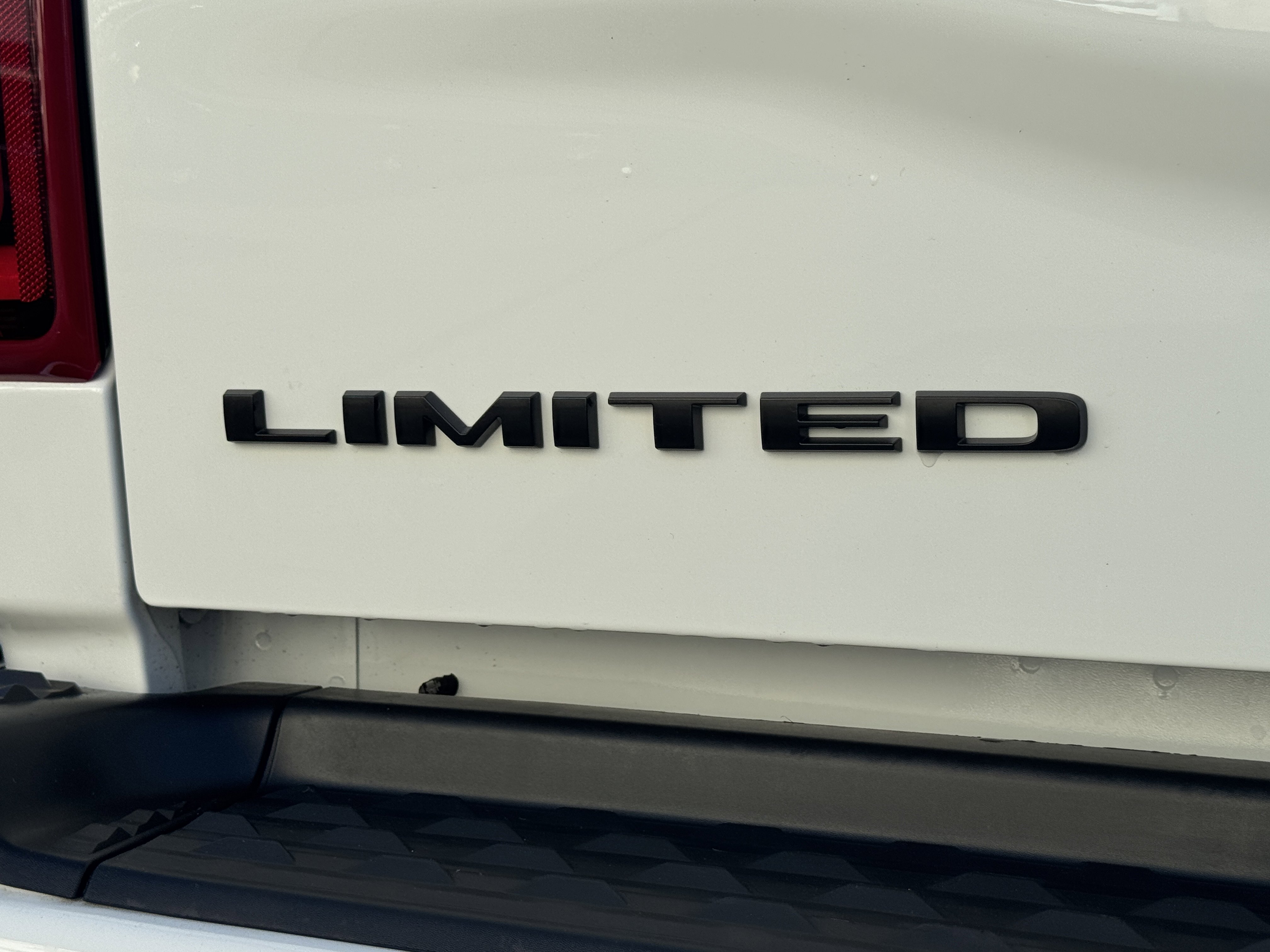 New 2026 RAM 3500 Limited image 12