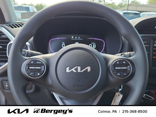 Certified 2025 Kia Soul LX FWD image 21