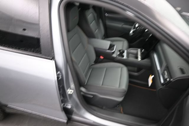 New 2026 GMC Terrain AT4 w/ Technology Package II AWD/4WD image 11