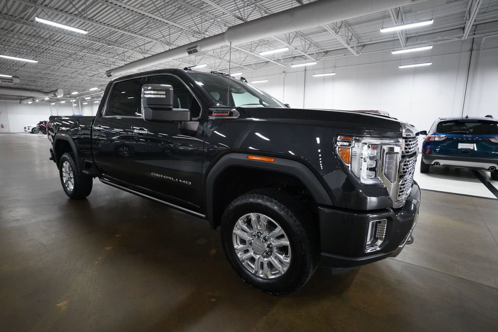 Used 2021 GMC Sierra 3500 Denali w/ Denali Ultimate Package image 36
