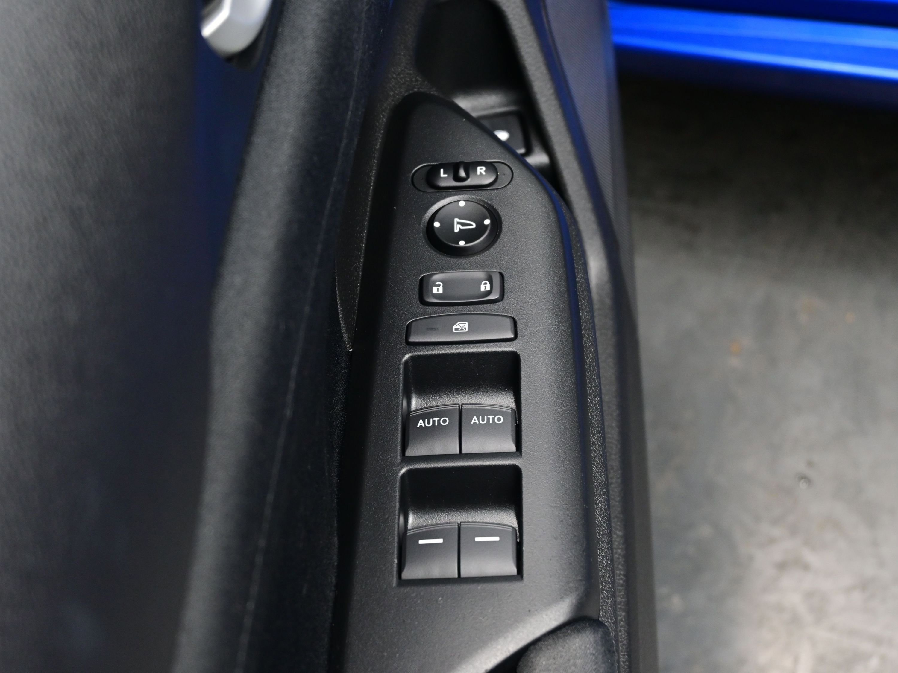 Used 2019 Honda Insight LX image 10