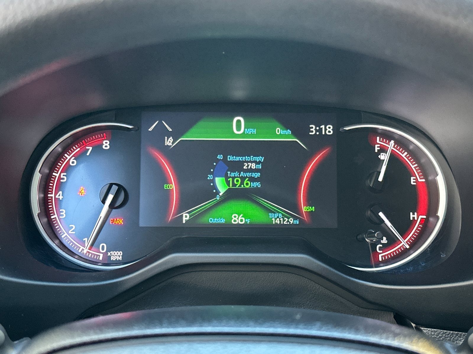 Used 2024 Toyota RAV4 XLE image 29