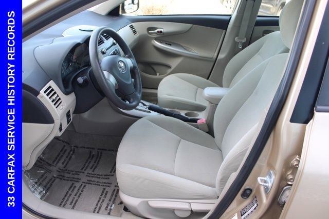 Used 2011 Toyota Corolla LE image 11