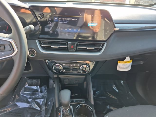 Used 2026 Chevrolet TrailBlazer LT w/ Convenience Package FWD image 15