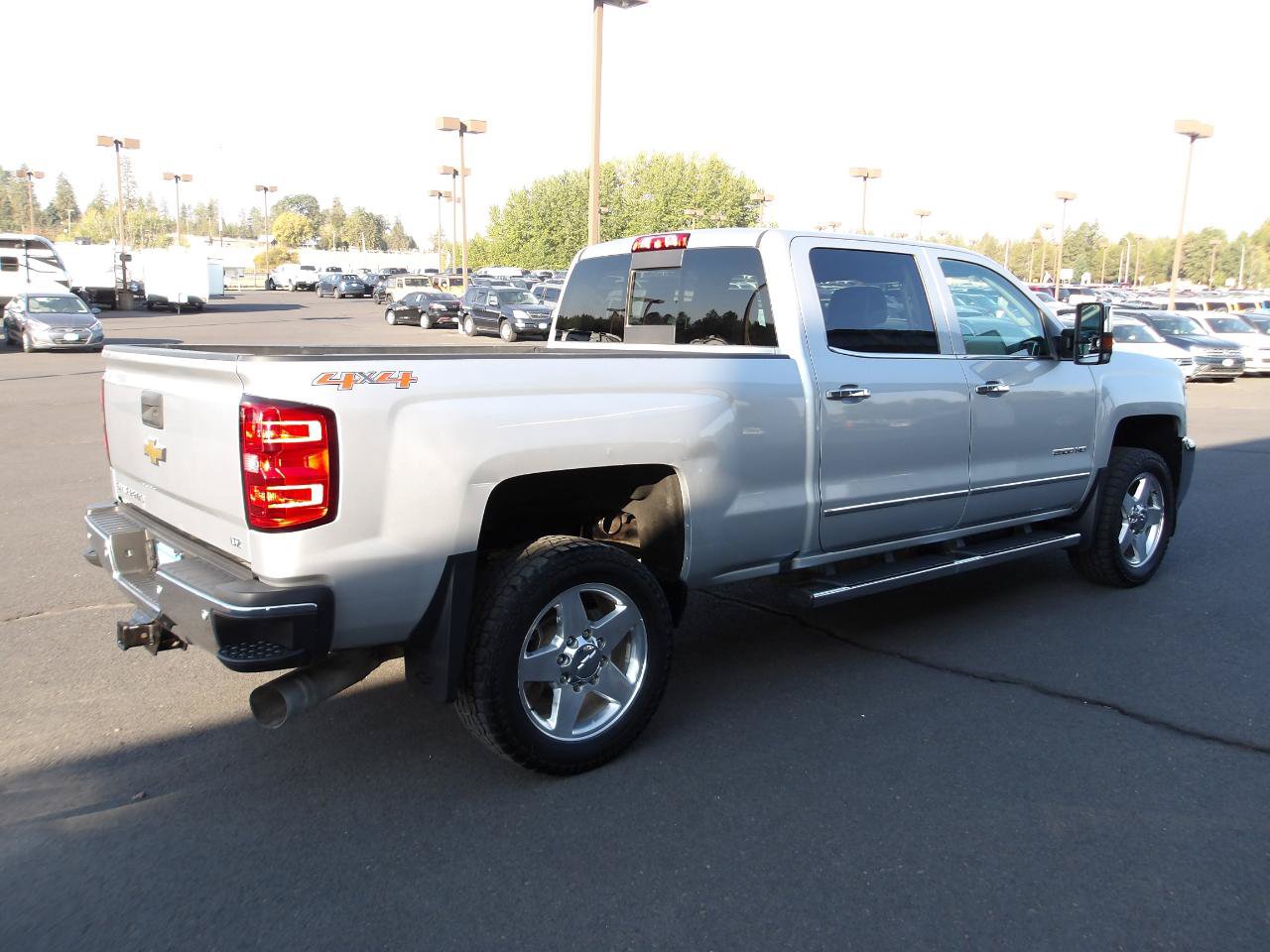 Used 2015 Chevrolet Silverado 2500 LTZ w/ Duramax Plus Package AWD/4WD image 5