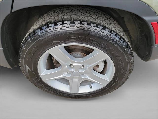 Used 2020 Land Rover Defender 110 First Edition AWD/4WD image 12