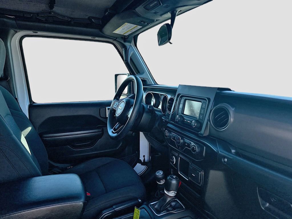 Used 2021 Jeep Gladiator Sport image 15