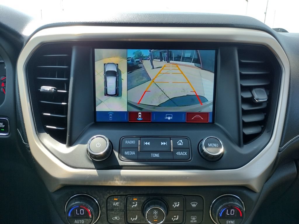 Used 2017 GMC Acadia Denali w/ Technology Package AWD/4WD image 31